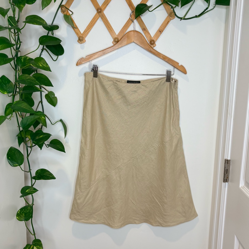 Banana Republic 100% Linen Cream Skirt